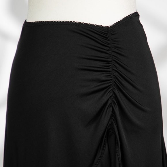 Sexy Ruffle Skirt with Front Slits | Size: XS | Excellent Condition - Picture 2 of 6